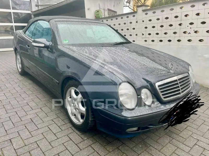 2000 Mercedes Benz CLK 200