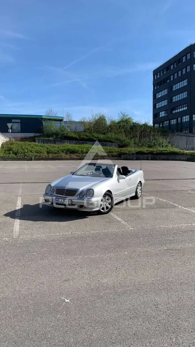2000 Mercedes Benz CLK 200