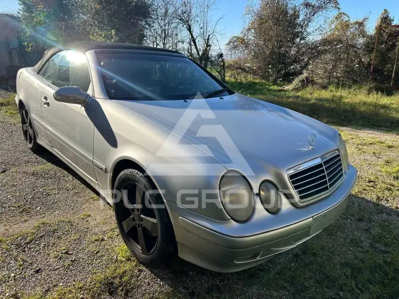 2000 Mercedes Benz CLK 200