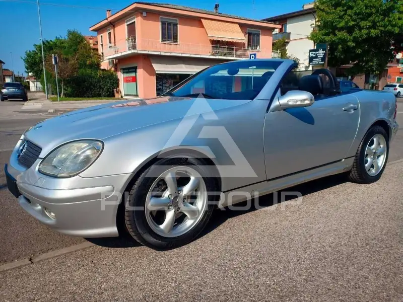 2000 Mercedes Benz SLK 320