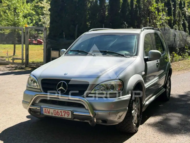 2000 Mercedes Benz ML 430