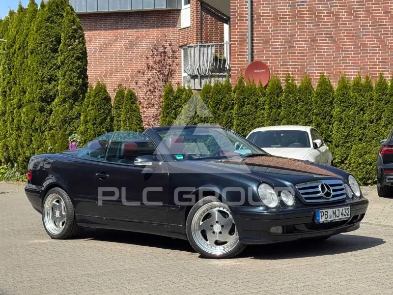 2000 Mercedes Benz CLK 320