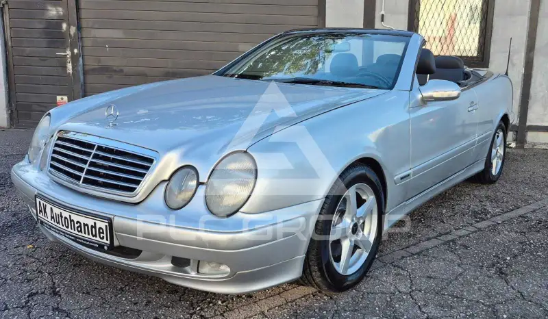 2000 Mercedes Benz CLK 320