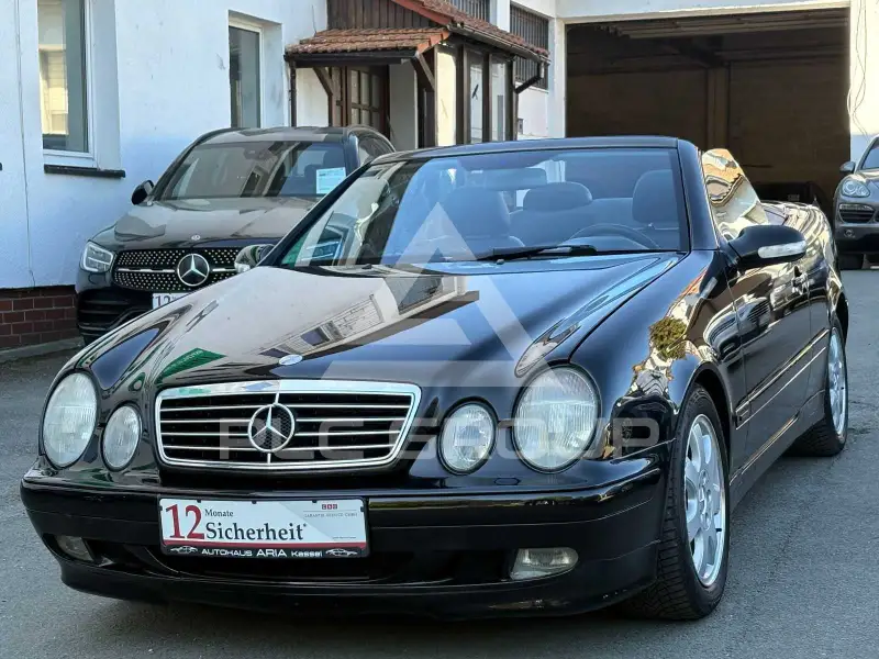 2000 Mercedes Benz CLK 320