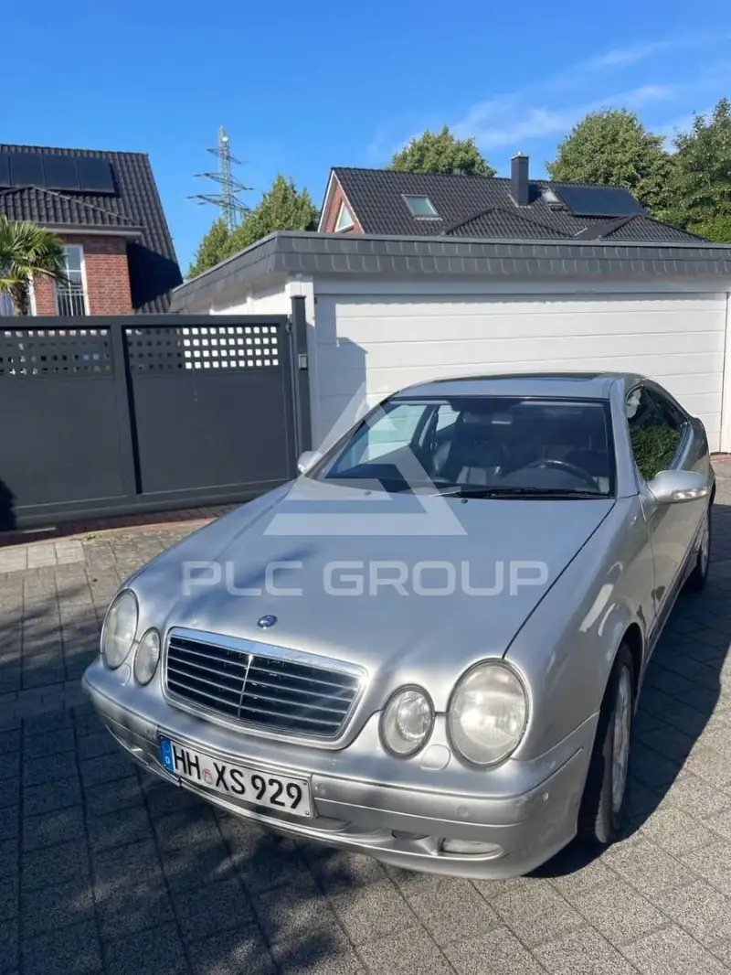 2000 Mercedes Benz CLK 320