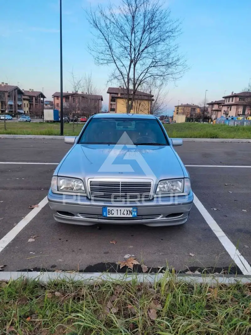 2000 Mercedes Benz C 180