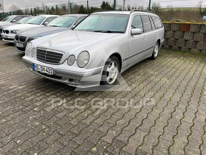2000 Mercedes Benz E 220