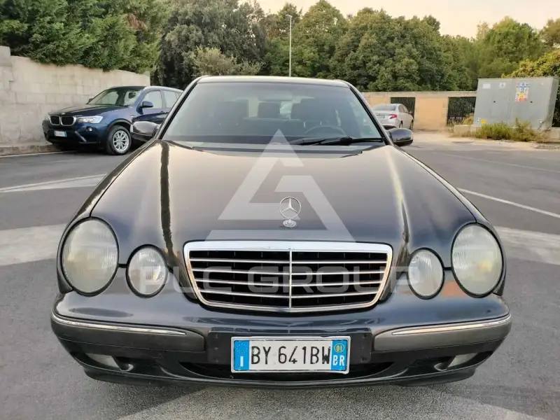 2000 Mercedes Benz E 220