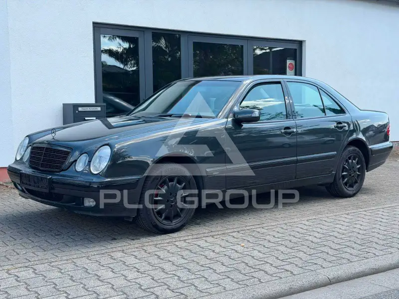 2000 Mercedes Benz E 220