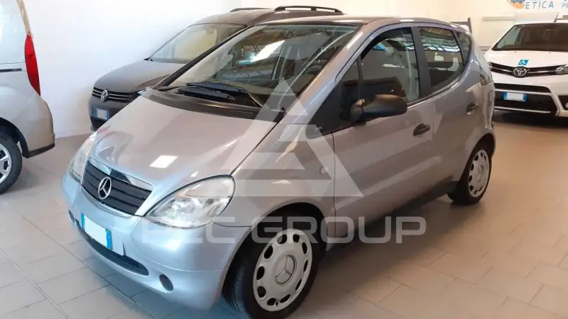 2000 Mercedes Benz A 140