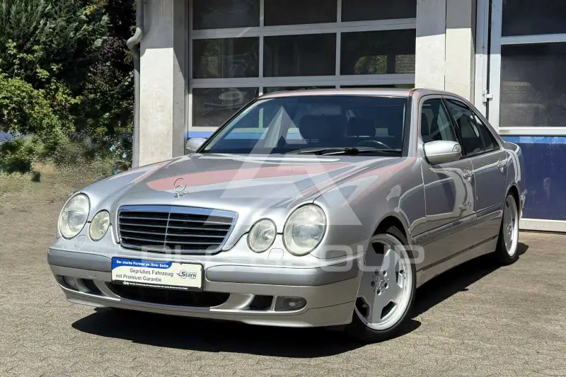 2000 Mercedes Benz E 240