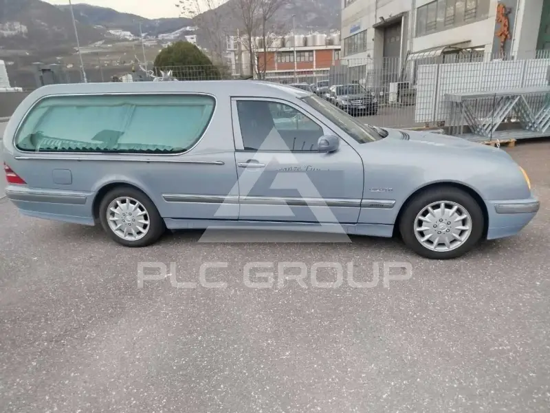 2000 Mercedes Benz E 270