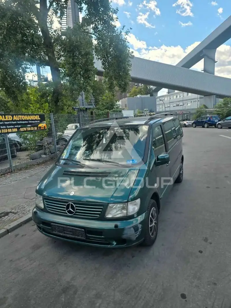 2000 Mercedes Benz V 220
