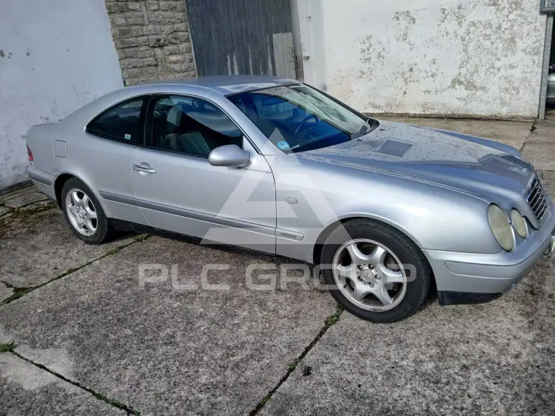 2000 Mercedes Benz CLK 220