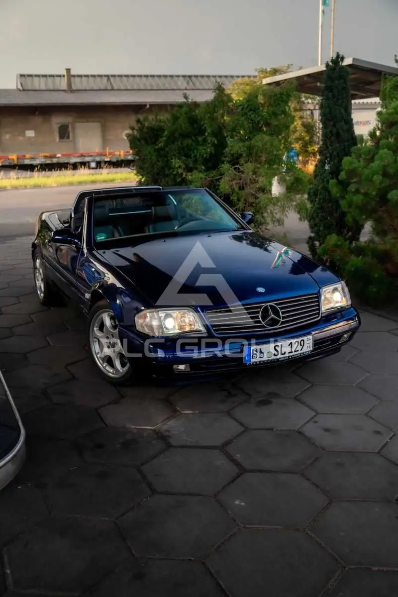 2000 Mercedes Benz SL 320