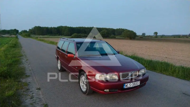 2000 Volvo V70