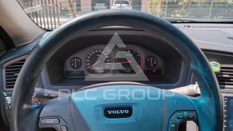 2000 Volvo V70