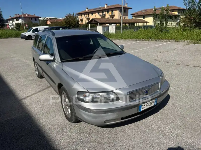 2000 Volvo V70