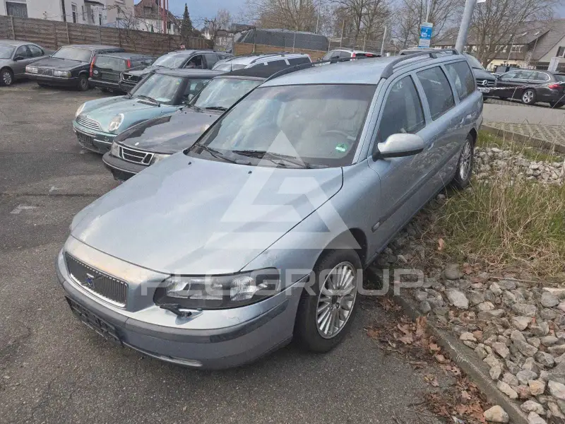 2000 Volvo V70