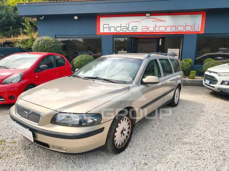 2000 Volvo V70