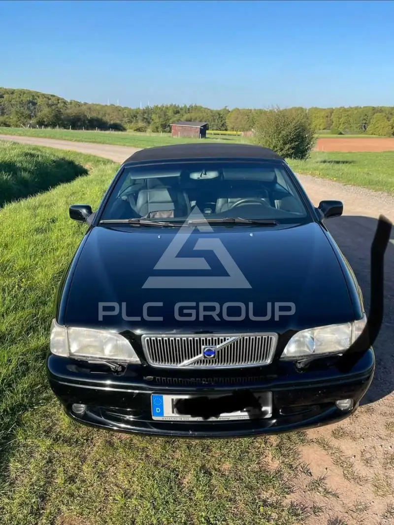 2000 Volvo C70