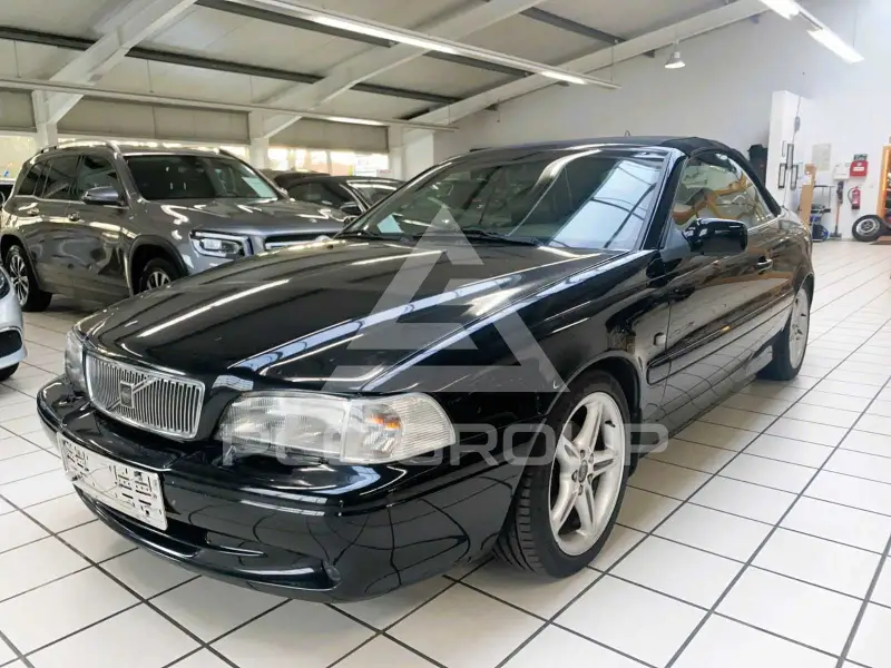 2000 Volvo C70