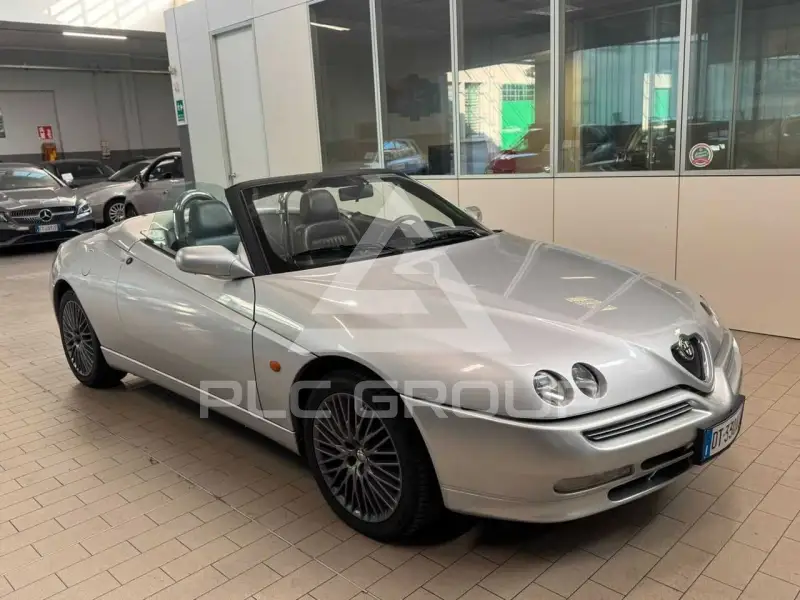 2000 Alfa Romeo Spider
