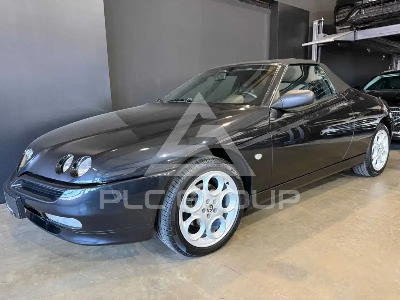 2000 Alfa Romeo Spider