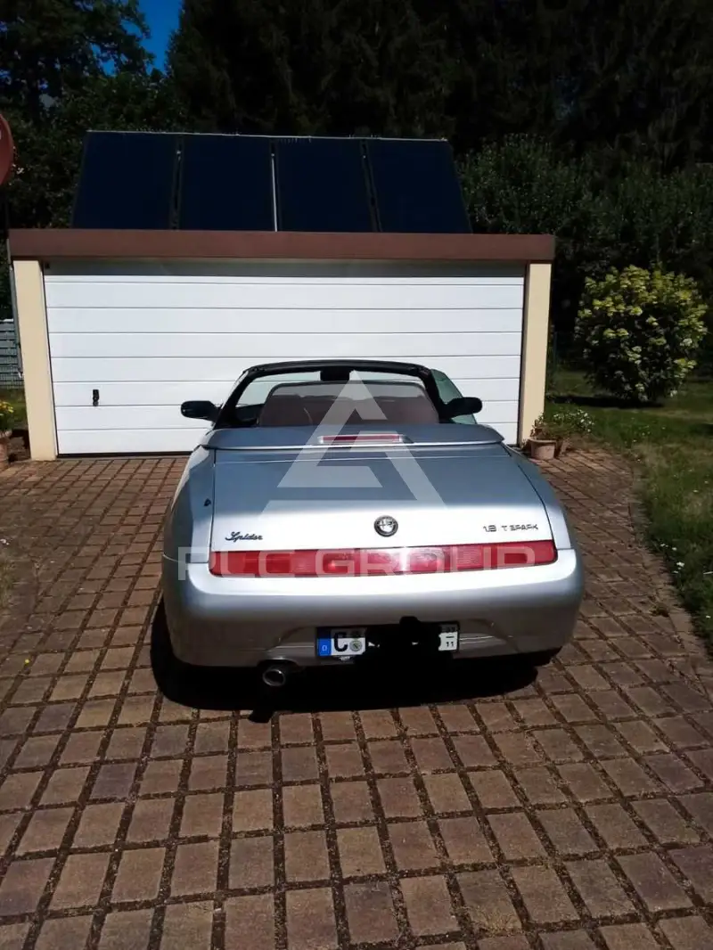 2000 Alfa Romeo Spider