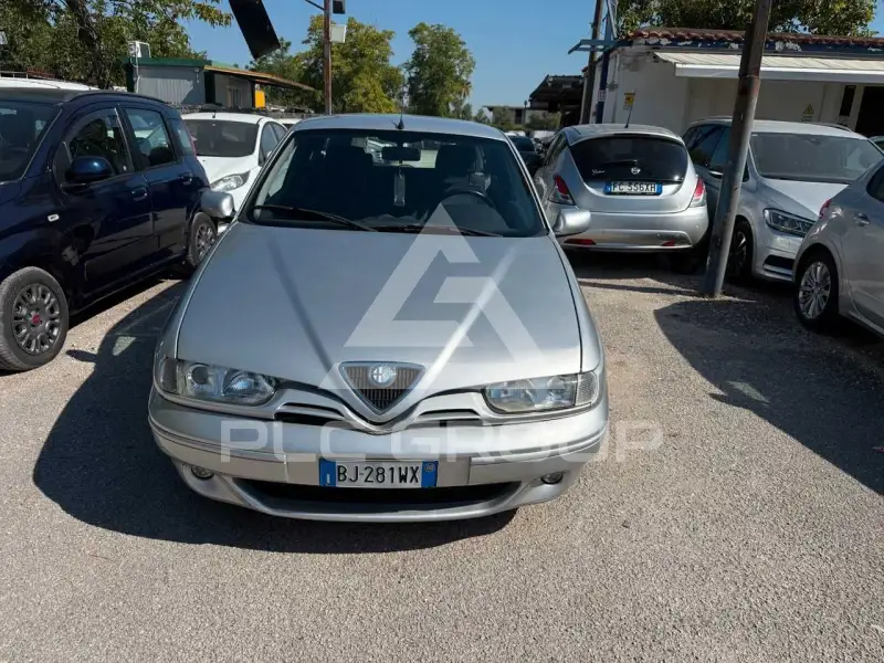 2000 Alfa Romeo 145