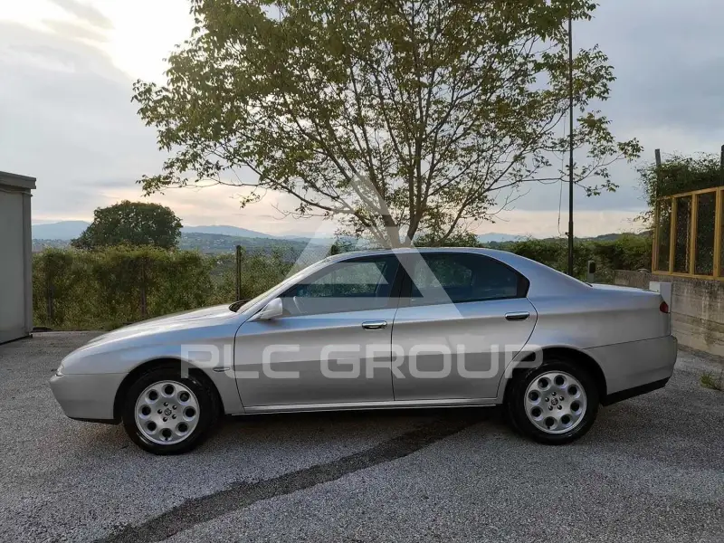 2000 Alfa Romeo 166