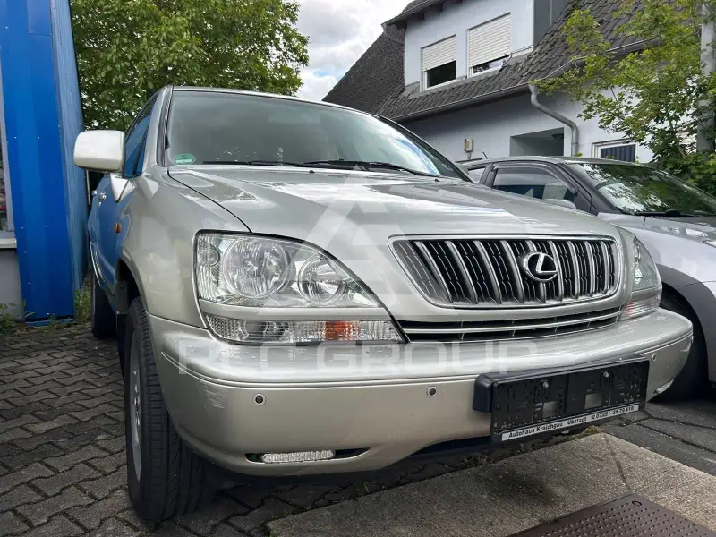 2000 Lexus RX300