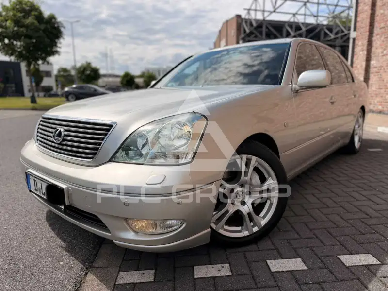 2000 Lexus LS430