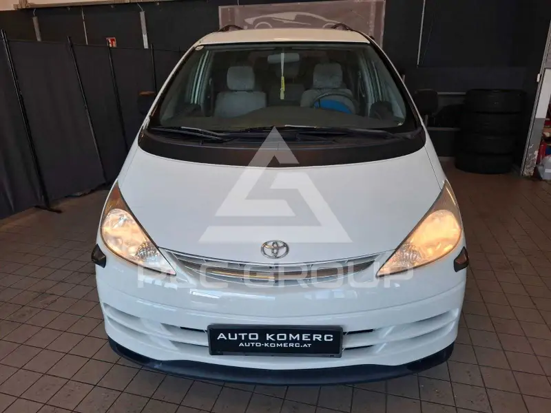 2000 Toyota PREVIA
