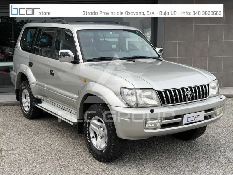 2000 Toyota LAND CRUISER