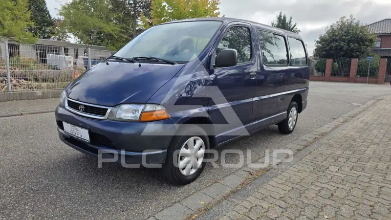 2000 Toyota Hiace