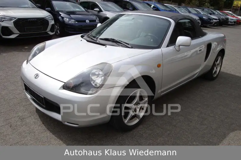2000 Toyota MR2