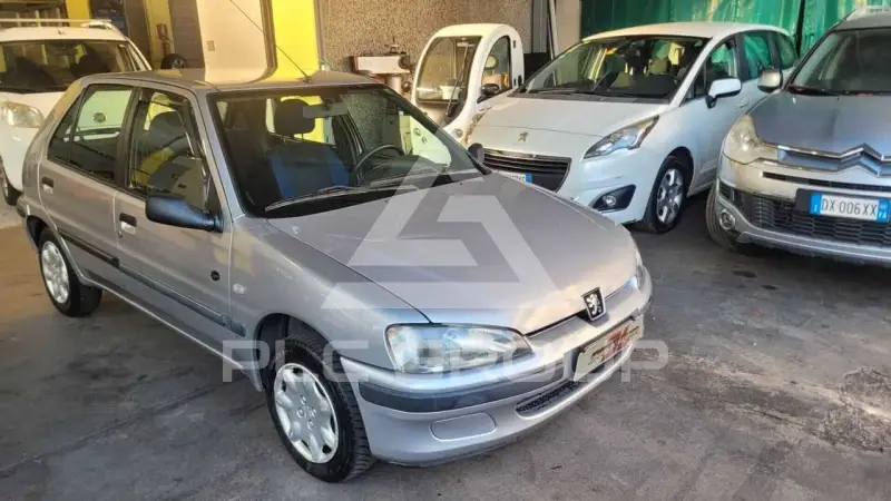 2000 Peugeot 106