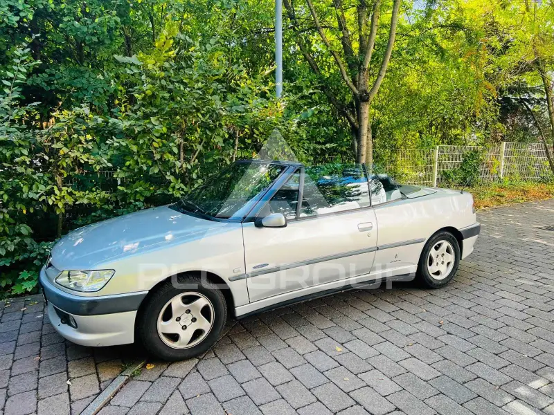 2000 Peugeot 306