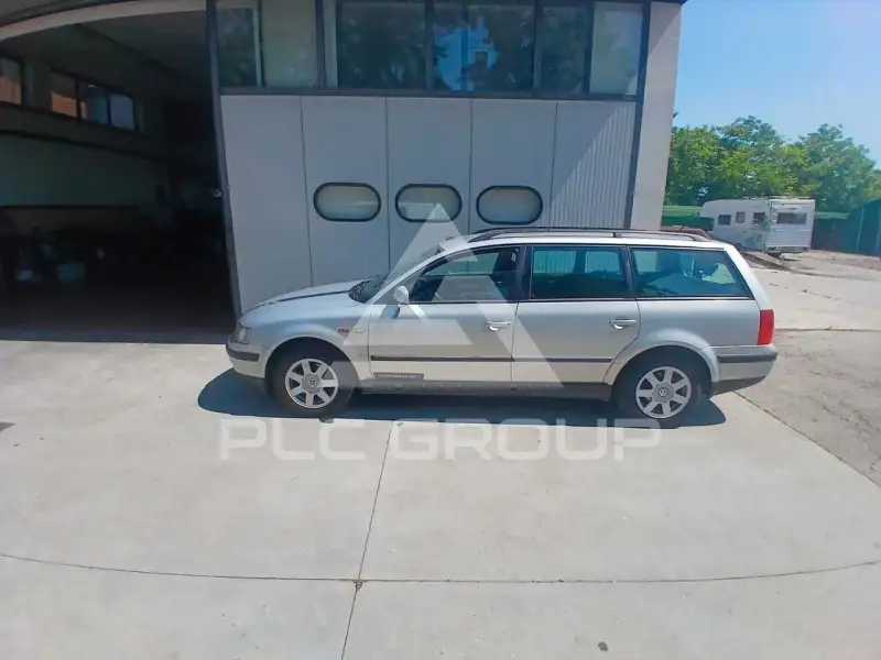 2000 Volkswagen Passat