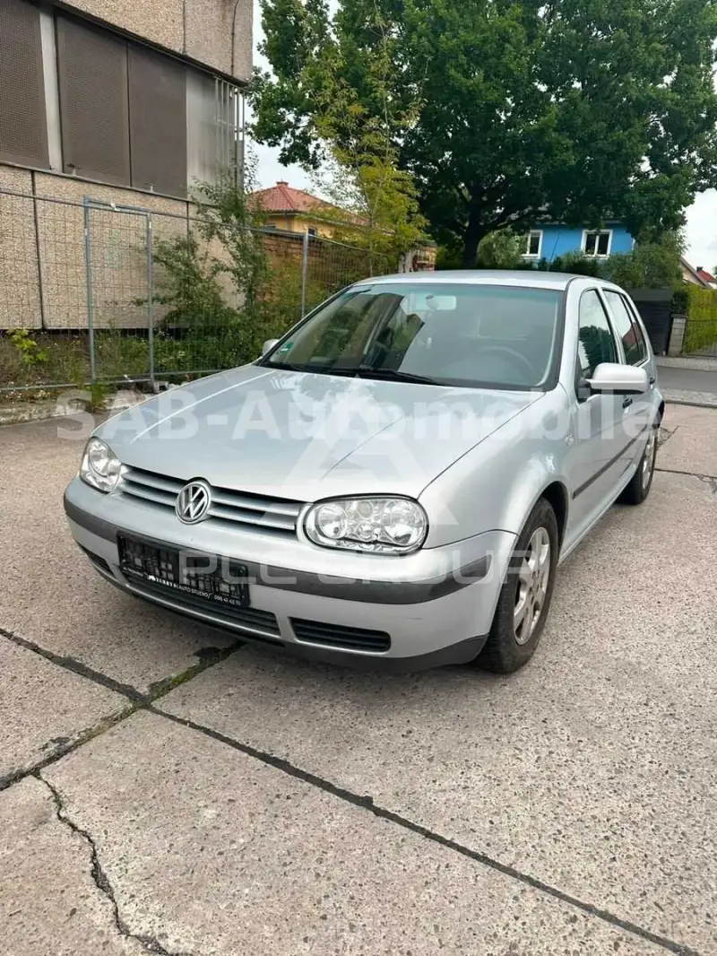 2000 Volkswagen GOLF