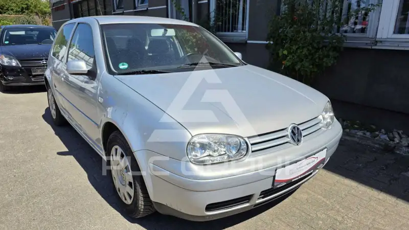 2000 Volkswagen GOLF