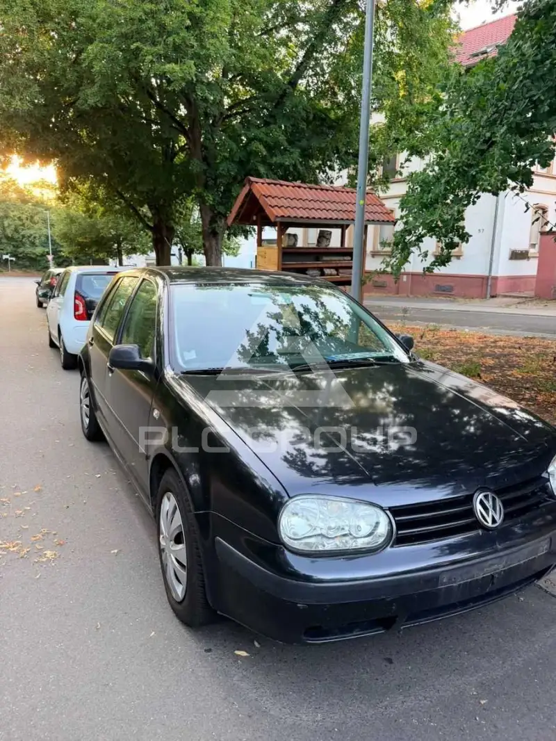2000 Volkswagen GOLF