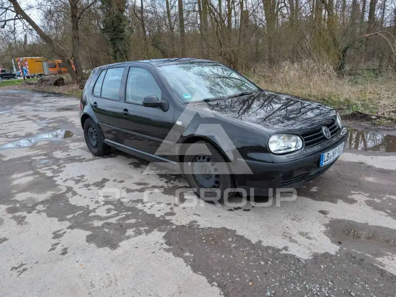 2000 Volkswagen GOLF
