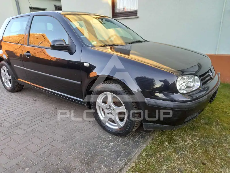 2000 Volkswagen GOLF