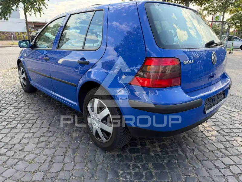 2000 Volkswagen GOLF