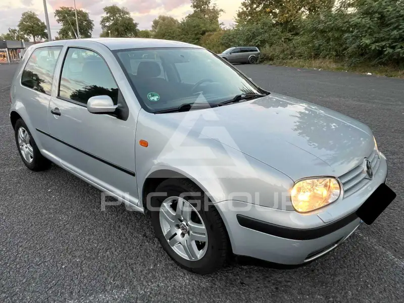2000 Volkswagen GOLF