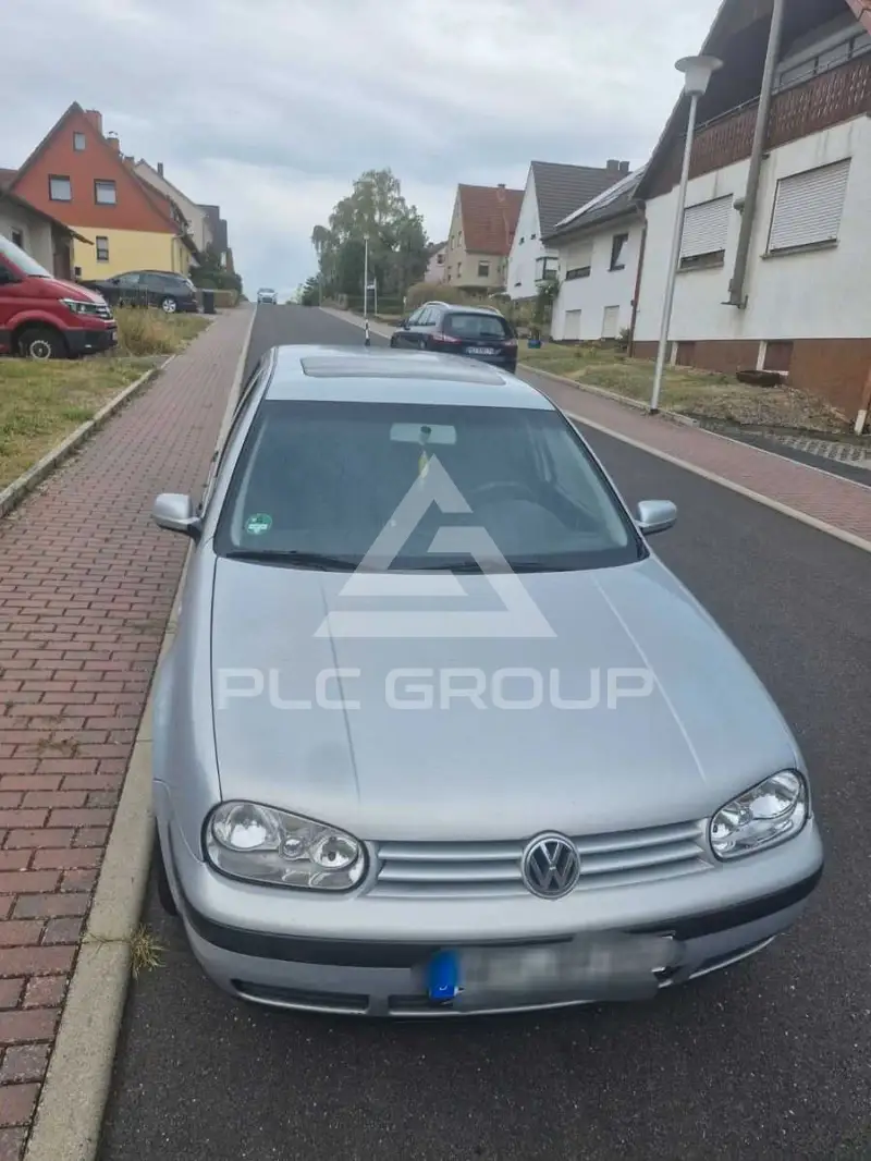 2000 Volkswagen GOLF