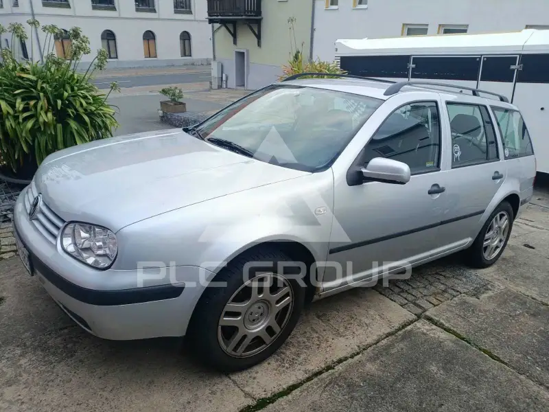 2000 Volkswagen GOLF