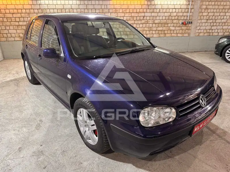 2000 Volkswagen GOLF